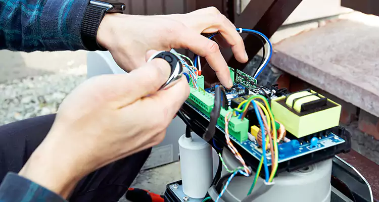 Automatic Driveway Gate Repair in Aventura, FL