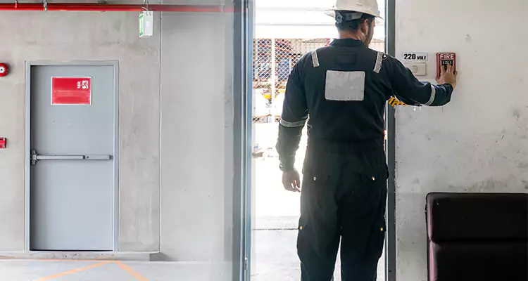 Emergency Fire Exit Door Repair in Aventura, FL