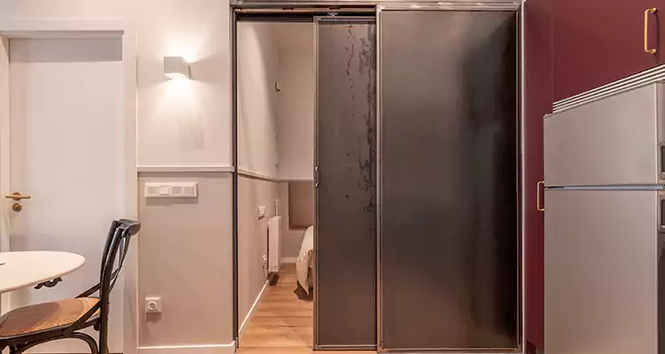 We Fix Closet Sliding Door in Aventura, FL 
