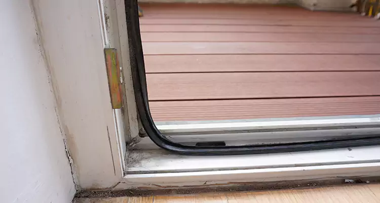 Why Choose Us for Leaking Sliding Glass Door Repair in Aventura, FL?