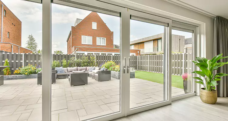 Best Sliding Screen Door Replacement Company in Aventura, FL