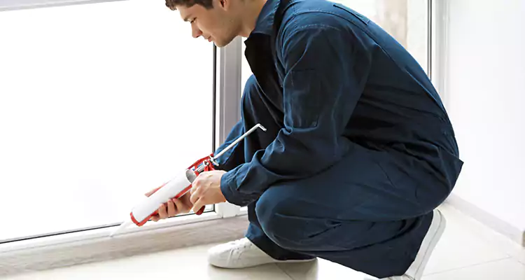 Window Glass Caulk Repair in Aventura, FL