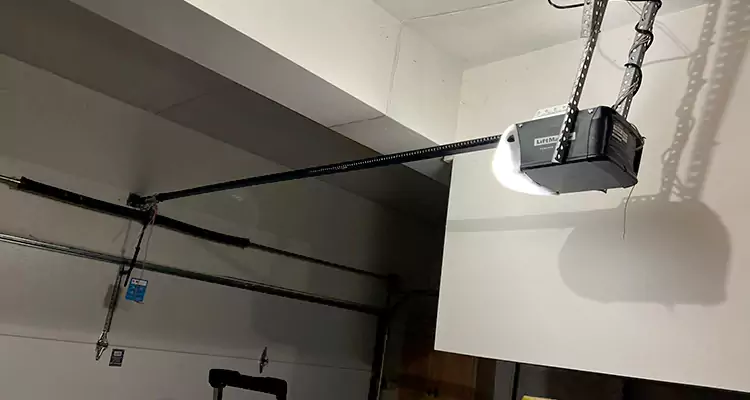 Linear Garage Door Opener Repair in Aventura, FL