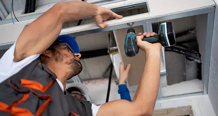 Emergency Overhead Door Repair in Aventura, FL