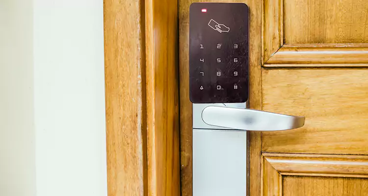Keyless Hotel Door Locks Repair in Aventura, FL