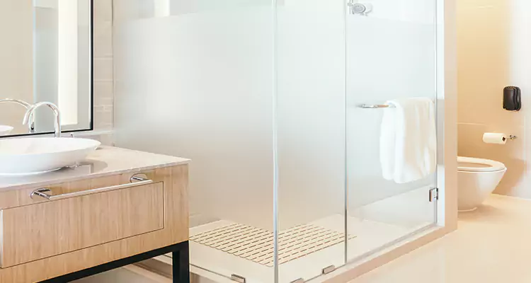 Expert Shower Door Fix and Repair in Aventura, FL