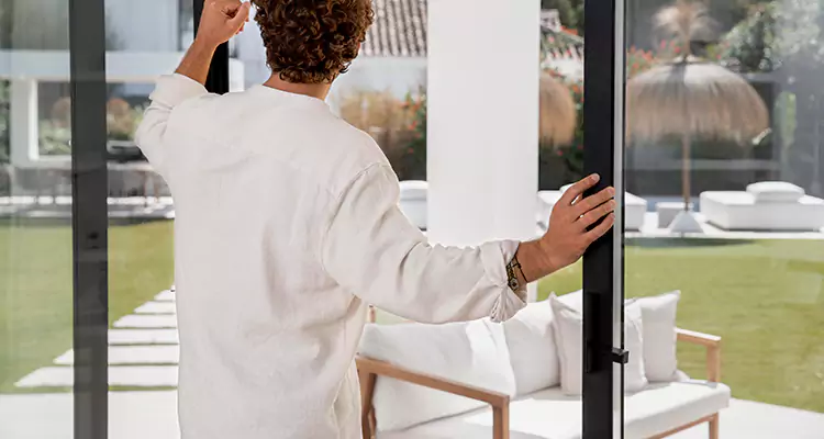 Sliding Screen Door Maintenance for Closing Issues in Aventura, FL